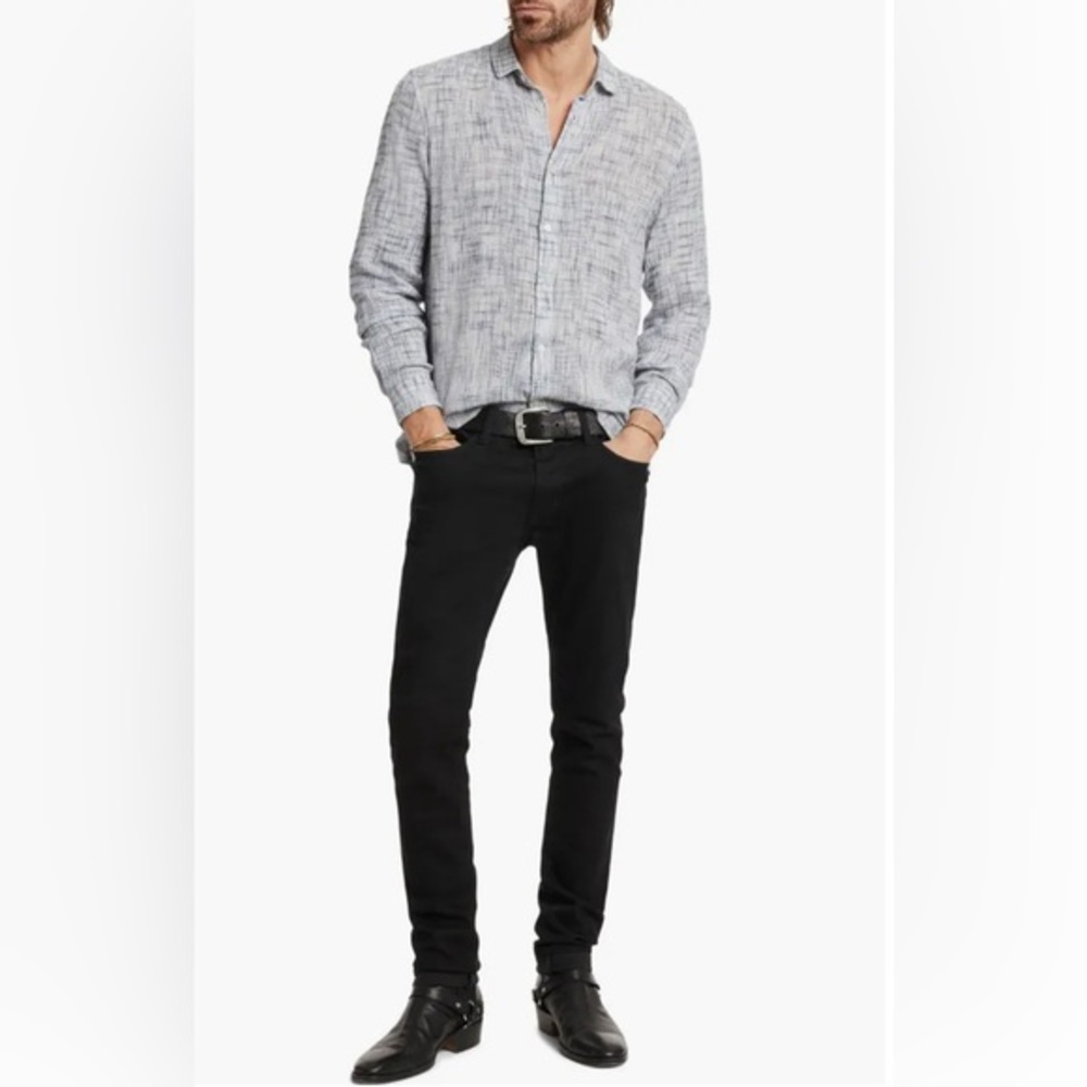 NWT Ross Slim Fit Gauze Button-Up Shirt
John Varvatos SIZE XL